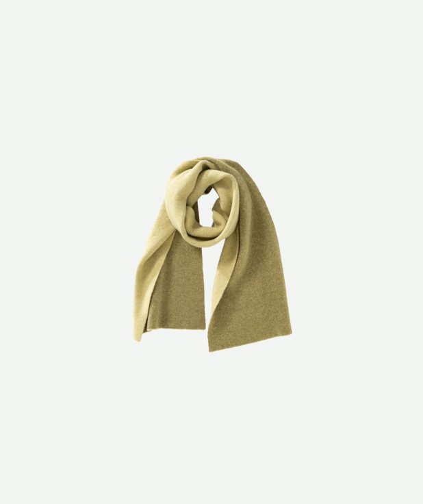soft-scarf-with-two-tone-design