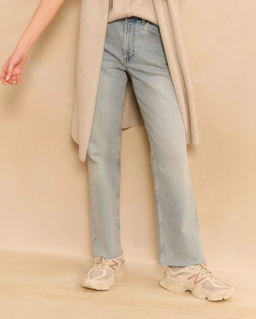 straight-fit-denim-jeans-with-washed-finish-l32-1_c36686fc-c7c6-488a-91e9-9d5af5448656