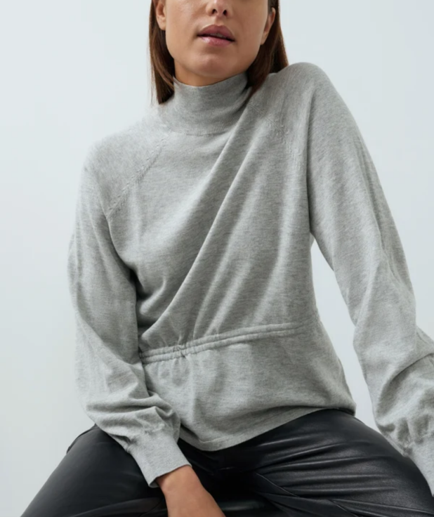 Sweater met hoge hals en taillekoord
