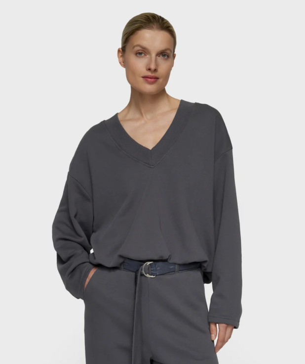 v-hals balloon sweater