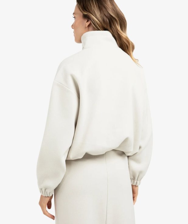 sweatshirt-with-balloon-sleeves-and-zip-collar_dbaf9496-0b6a-4720-9223-8056eb70a663