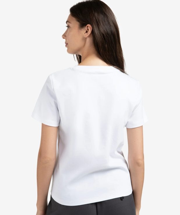 t-shirt-with-subtle-stitch-details_45336ac6-843e-4513-a09c-823c67dcc4a2