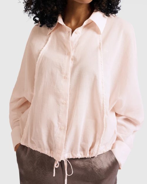 textured-blouse-with-decorative-seams-and-regular-fit_52350b0c-d5e3-401b-8fec-d52842fea7c5