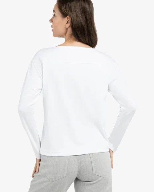 top-with-long-sleeves-and-refined-seam-detail.jpg