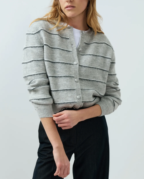 Gestreept gebreid vest met strikdetail