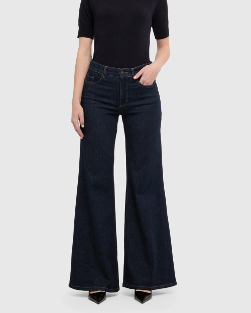 Wide fit uit comfort vintage denim.