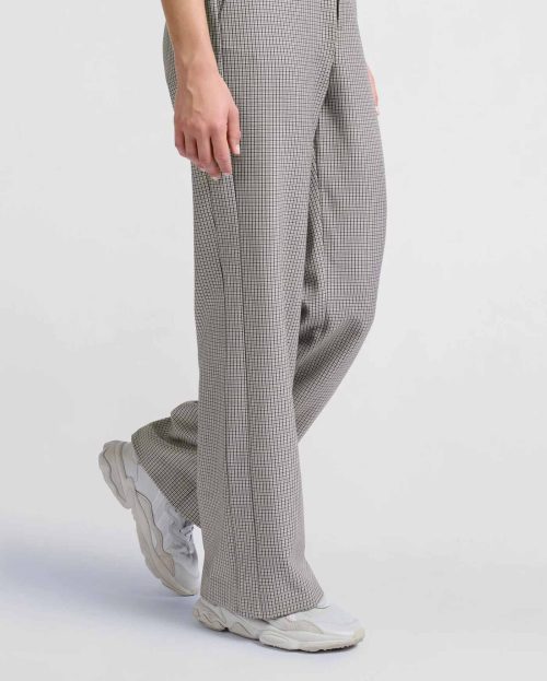 woven-trousers-with-check-pattern-and-wide-legs-feather-grey-dessin_e25346a5-4866-45fb-bbe7-0fc6311cf7a6