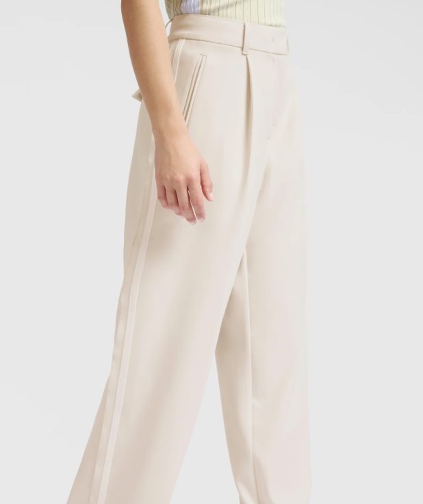 woven-trousers-with-stripe-1_c0fafc55-4542-41ff-8b13-f8c6f3e687d1