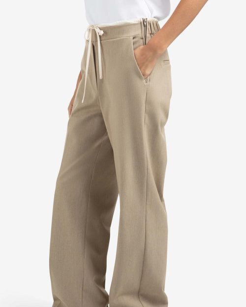 woven-wide-leg-trousers-with-contrast-waistband_d9894c8f-e21e-4d62-9ef3-bc5855433875