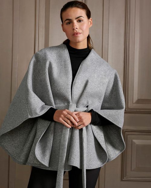 yaya-poncho-ceintuur_1210x1462_1535025