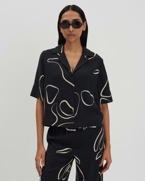 Blouse Zesora Zwart Someday print
