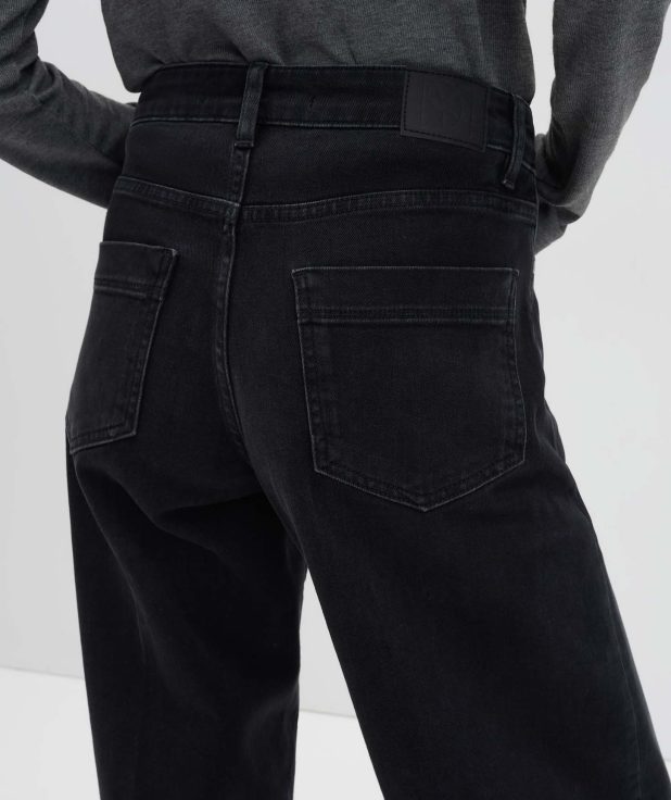 zwart_wide-leg-jeans_dames_cellma-iconic_someday_detail-1